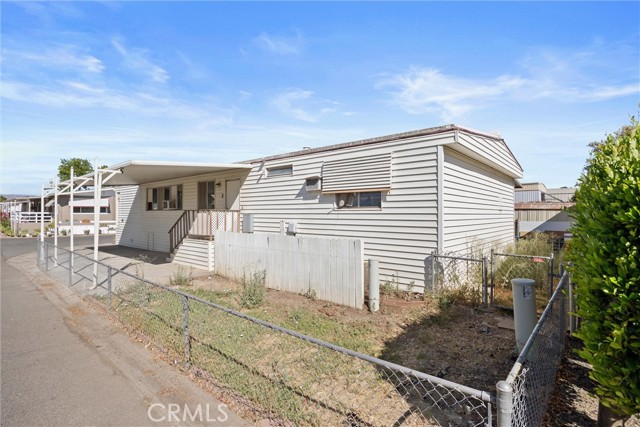 701 E Lassen Avenue, Chico CA: https://media.crmls.org/medias/c2164052-e488-423b-a880-4083dbcddf61.jpg