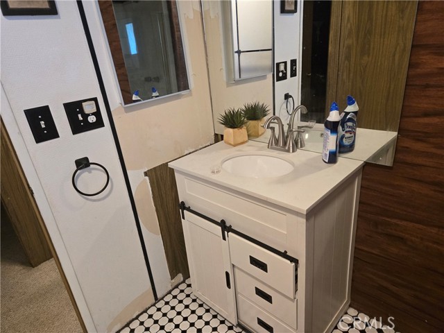 Detail Gallery Image 12 of 24 For 1045 S Elk St, Hemet,  CA 92543 - 3 Beds | 2 Baths