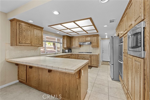 14511 Pine Court, Riverside CA: https://media.crmls.org/medias/c2170239-e743-4fc1-88ce-4fc11a2e564d.jpg