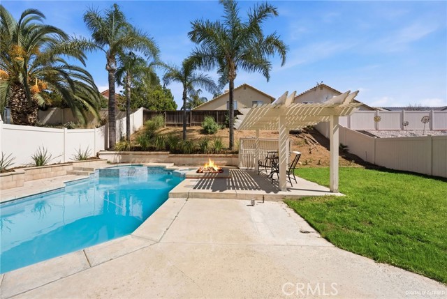 Detail Gallery Image 29 of 37 For 24516 Camino Mirabella, Murrieta,  CA 92562 - 4 Beds | 2/1 Baths