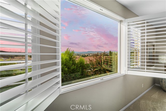Detail Gallery Image 13 of 35 For 19837 via Ott, Newhall,  CA 91321 - 4 Beds | 3 Baths
