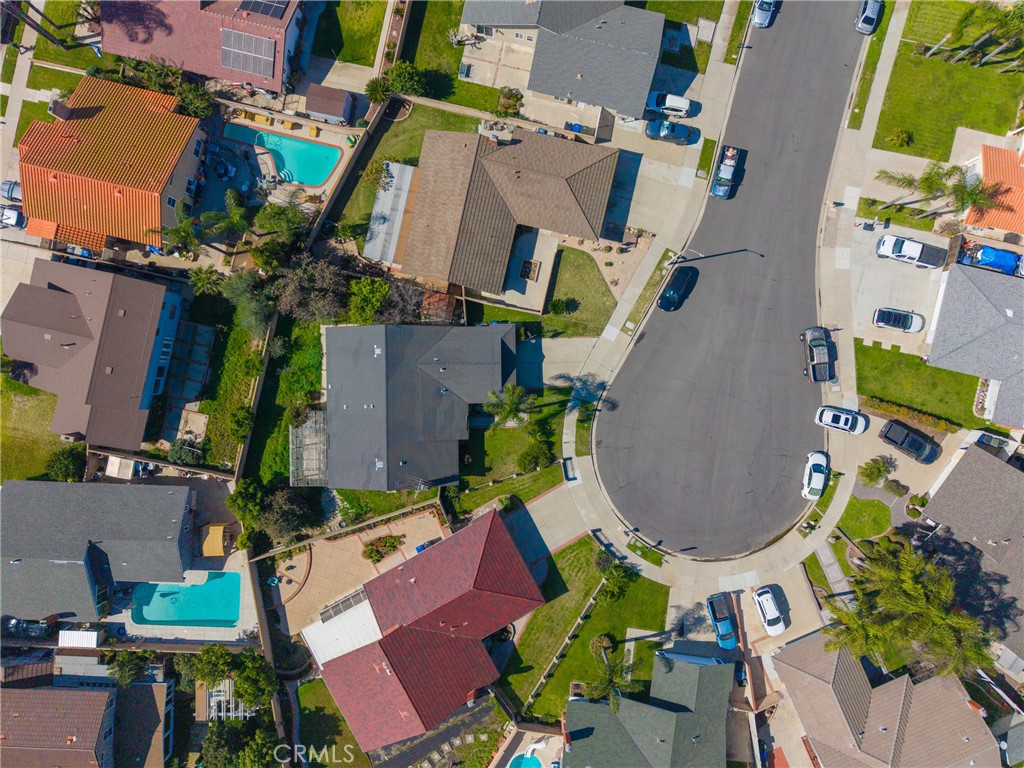 https://media.crmls.org/medias/c217aca1-3ae1-4860-b584-df443ca1d1f3.jpg?preset=X-Large