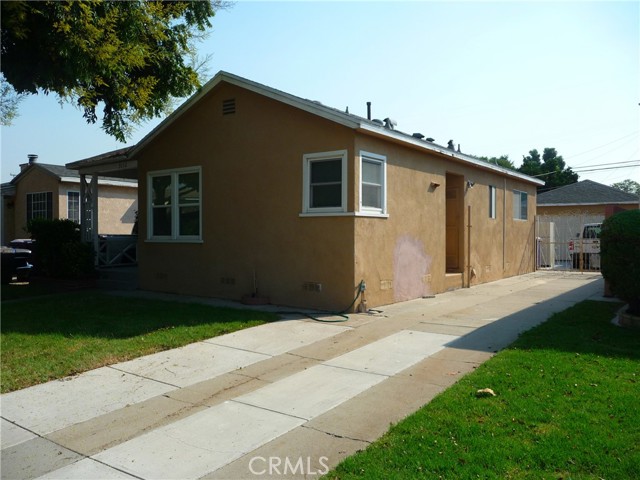 Detail Gallery Image 2 of 19 For 3152 Chestnut Ave, Long Beach,  CA 90806 - 3 Beds | 2 Baths