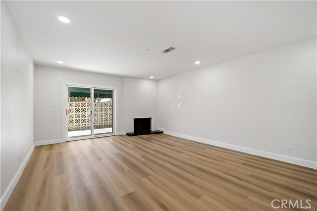 Detail Gallery Image 8 of 20 For 1360 Shadow Lane, Fullerton,  CA 92831 - 2 Beds | 2 Baths