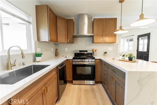 Detail Gallery Image 9 of 21 For 1948 Floradale Ave, South El Monte,  CA 91733 - 4 Beds | 3 Baths