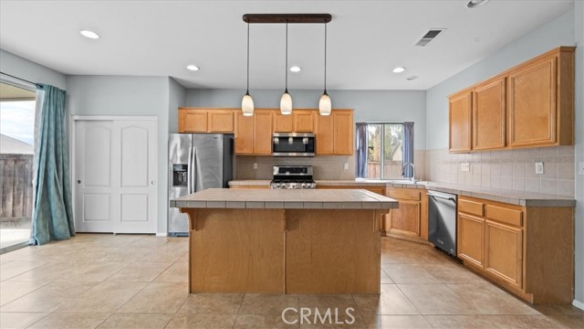 1818 Giverny Ct, San Jacinto, CA 92583 photo 11