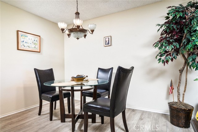 Detail Gallery Image 2 of 20 For 234 E Fern Ave #104,  Redlands,  CA 92373 - 2 Beds | 2 Baths