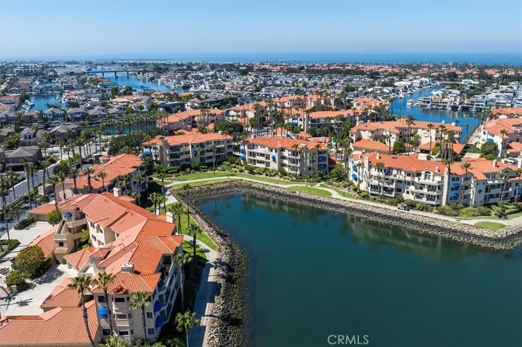 https://media.crmls.org/medias/c218d794-f626-4c01-a496-13478c5758ca.jpg?preset=X-Large