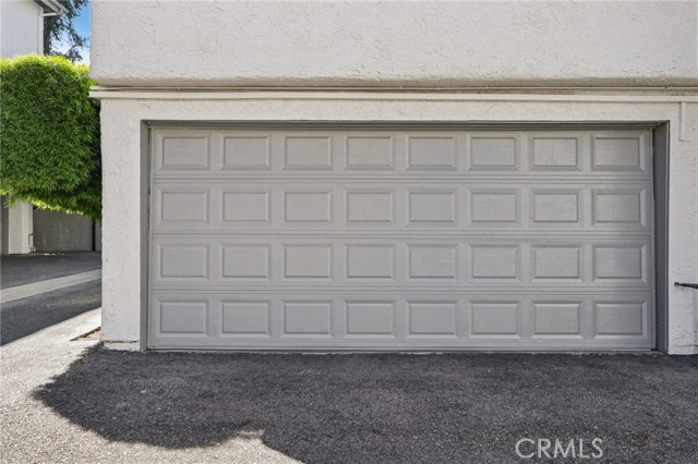 Detail Gallery Image 24 of 37 For 12390 Chandler Bld #J,  Valley Village,  CA 91607 - 3 Beds | 2/1 Baths