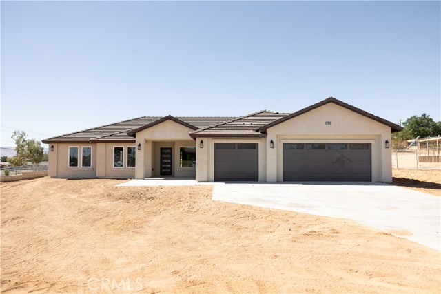 17963 Catalpa Street, Hesperia CA: https://media.crmls.org/medias/c21993fe-b74b-4919-9b8d-d43e5e7c94a1.jpg