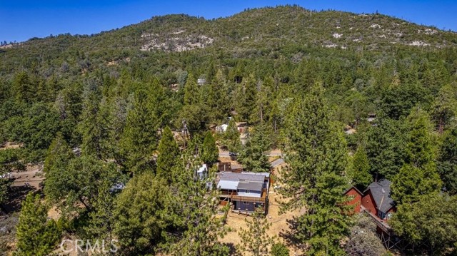 35853 Sierra Linda Drive, Wishon CA: https://media.crmls.org/medias/c219ece8-f263-477c-8ad2-26bccb456166.jpg