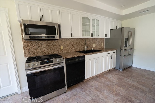 Detail Gallery Image 33 of 37 For 490 S Old Ranch Rd, Anaheim Hills,  CA 92808 - 5 Beds | 3 Baths