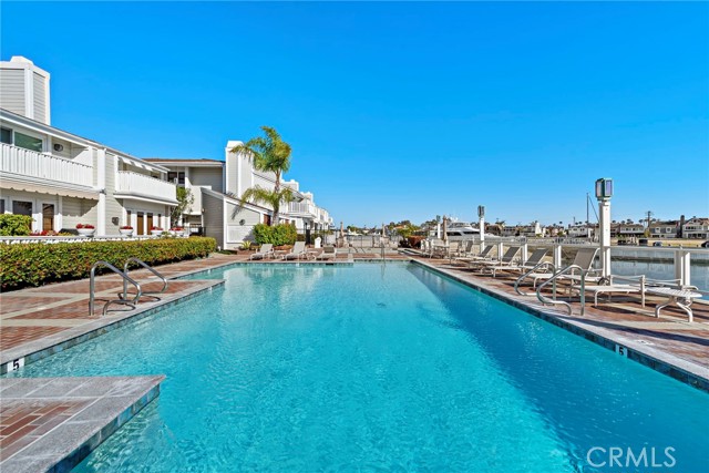 Detail Gallery Image 51 of 73 For 1030 Bayside #702,  Newport Beach,  CA 92660 - 2 Beds | 2 Baths