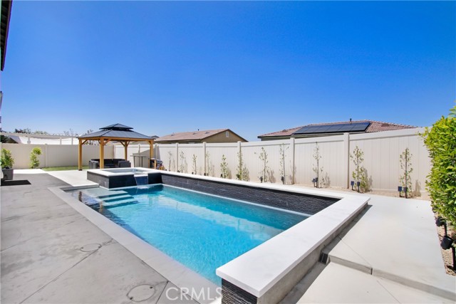 Detail Gallery Image 32 of 39 For 1212 Venice Ave, Mentone,  CA 92359 - 4 Beds | 3 Baths