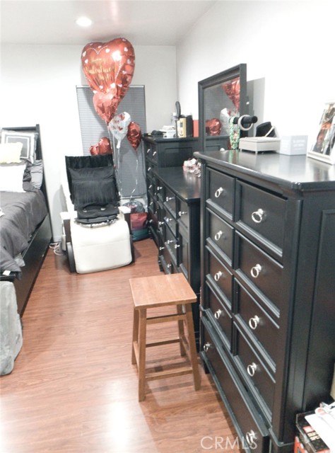 Detail Gallery Image 15 of 15 For 2801 Adriatic Ave, Long Beach,  CA 90810 - 3 Beds | 2 Baths