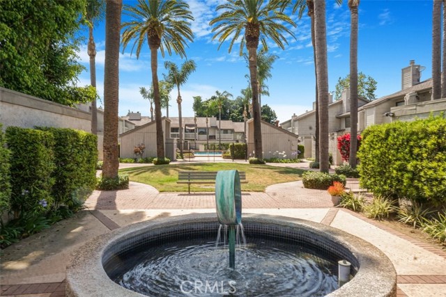 2220 E Chapman Avenue, Fullerton CA: https://media.crmls.org/medias/c21cb7a0-fd69-409e-a3d0-169aea1f2778.jpg