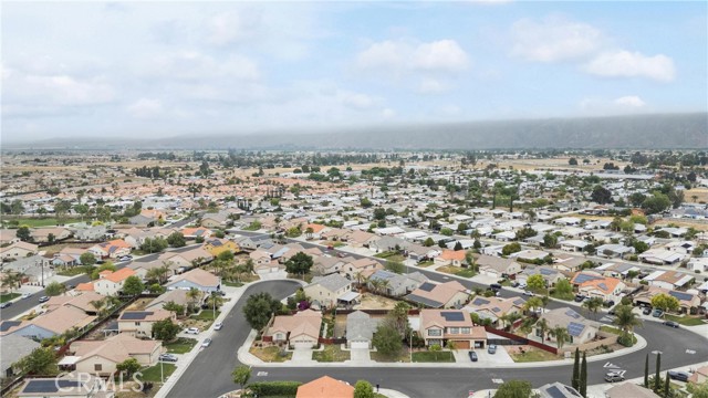 809 Early Dawn Way, San Jacinto CA: https://media.crmls.org/medias/c21ce323-03e2-4f2d-b2e3-6de5451b7441.jpg