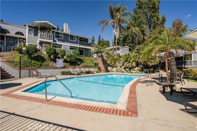 29123 Thousand Oaks Blvd, C photo 15