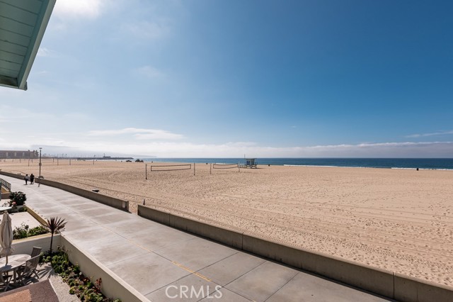 Detail Gallery Image 24 of 24 For 528 the Strand, Hermosa Beach,  CA 90254 - 4 Beds | 4 Baths