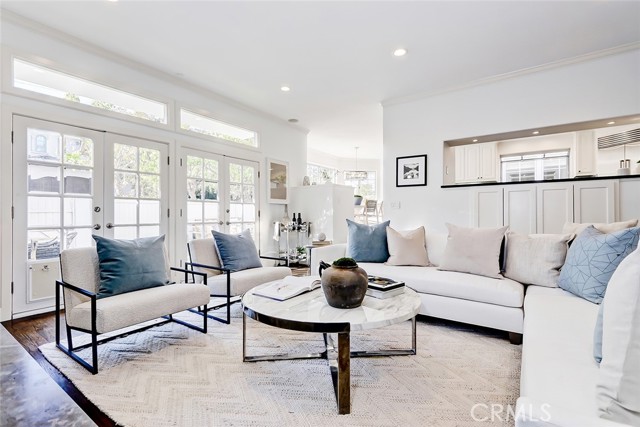 742 31st Street, Manhattan Beach, California 90266, 5 Bedrooms Bedrooms, ,2 BathroomsBathrooms,Residential,Sold,31st,SB22034184