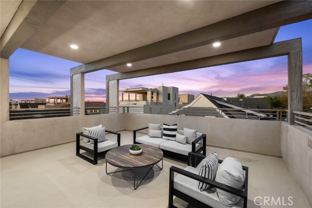 Detail Gallery Image 40 of 75 For 101 Newington, Irvine,  CA 92618 - 4 Beds | 3/1 Baths