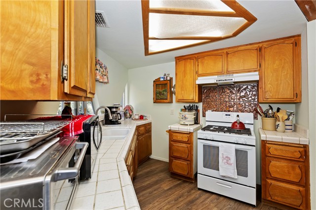 Detail Gallery Image 8 of 24 For 1818 Irene St, Wrightwood,  CA 92397 - 2 Beds | 2 Baths