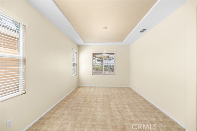 32856 Northshire Circle, Temecula CA: https://media.crmls.org/medias/c2206b87-383f-48cd-8ad1-f5f7f923b07e.jpg