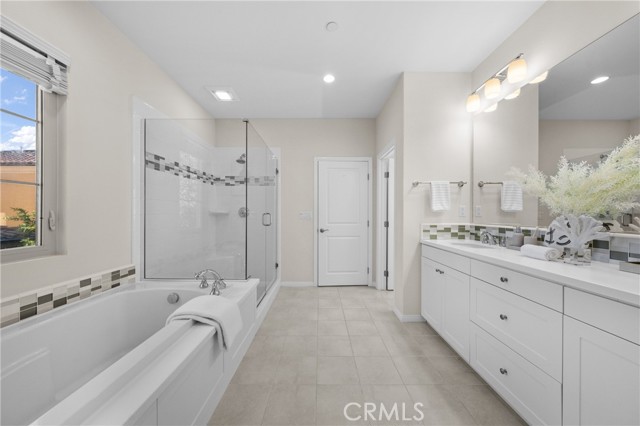 Detail Gallery Image 22 of 39 For 113 Hanging, Irvine,  CA 92620 - 3 Beds | 2/1 Baths