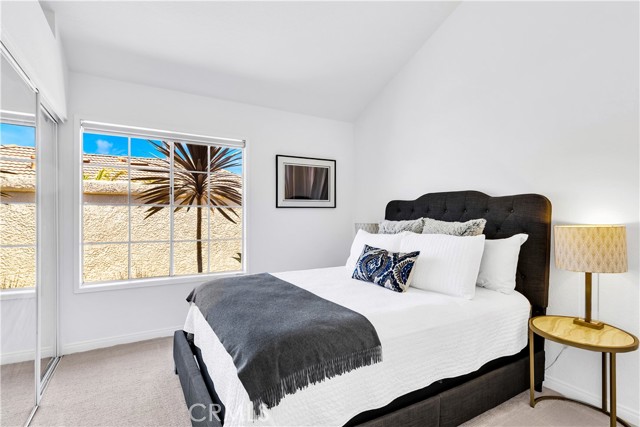27237 Via Capri, San Juan Capistrano CA: https://media.crmls.org/medias/c2210697-b95b-45b5-9653-4e20adb76a16.jpg