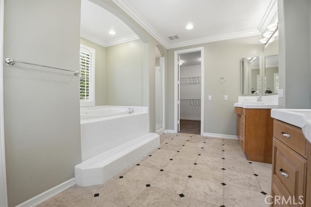Detail Gallery Image 36 of 75 For 8651 Edelweiss, Corona,  CA 92883 - 4 Beds | 4/1 Baths