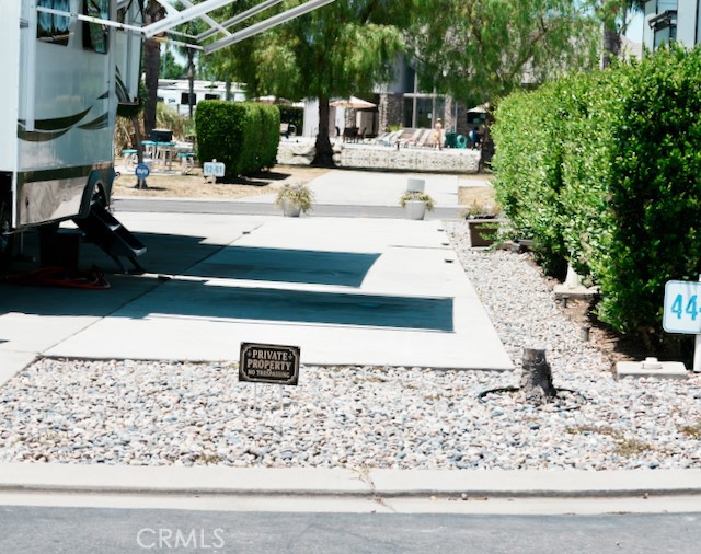 5001 E Robertson Blvd #44, Madera CA: https://media.crmls.org/medias/c22233ec-e8ae-4421-84a0-0ec6d53b966b.jpg