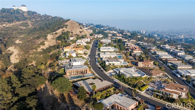 Detail Gallery Image 59 of 62 For 2285 N Hobart Bld, Los Angeles,  CA 90027 - 3 Beds | 3/1 Baths