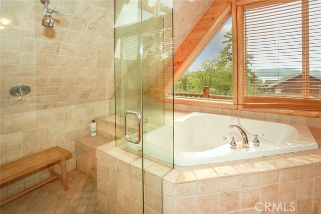 Detail Gallery Image 30 of 59 For 351 Glenwood Dr, Big Bear Lake,  CA 92315 - 4 Beds | 3/1 Baths