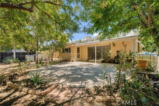Detail Gallery Image 25 of 37 For 21724 Chatsworth St, Chatsworth,  CA 91311 - 3 Beds | 2 Baths