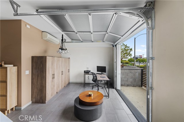 Detail Gallery Image 10 of 51 For 1530 Greenwich Way, Costa Mesa,  CA 92627 - 2 Beds | 3/1 Baths