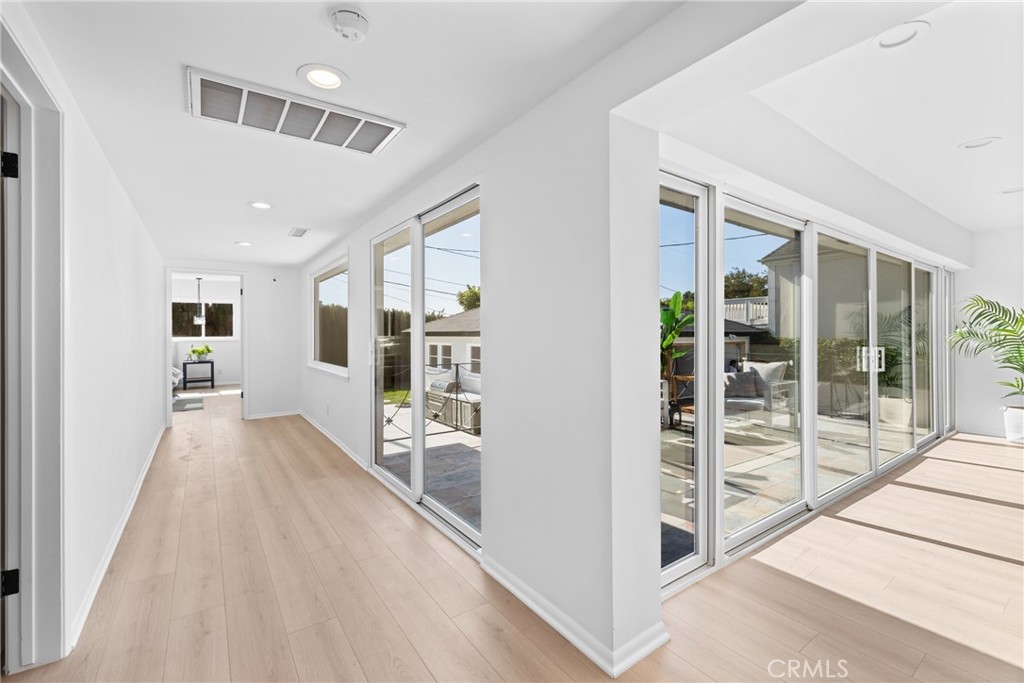 914 E Grinnell DriveBurbank img 21