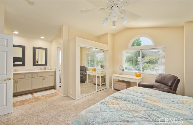 Detail Gallery Image 18 of 36 For 22447 Poplar St, Saugus,  CA 91390 - 4 Beds | 3 Baths