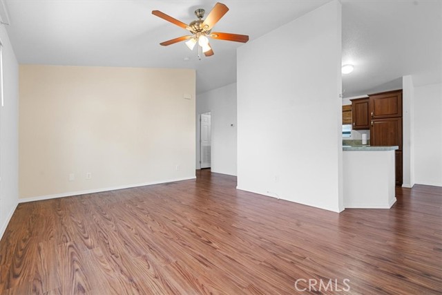 Detail Gallery Image 3 of 33 For 1845 Thelma Dr #59,  San Luis Obispo,  CA 93405 - 3 Beds | 2 Baths