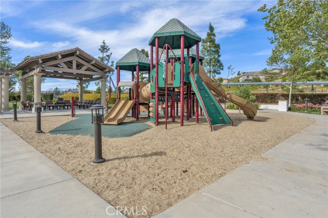 Detail Gallery Image 47 of 56 For 16749 Crescent Glen Ct, Riverside,  CA 92503 - 6 Beds | 4/1 Baths