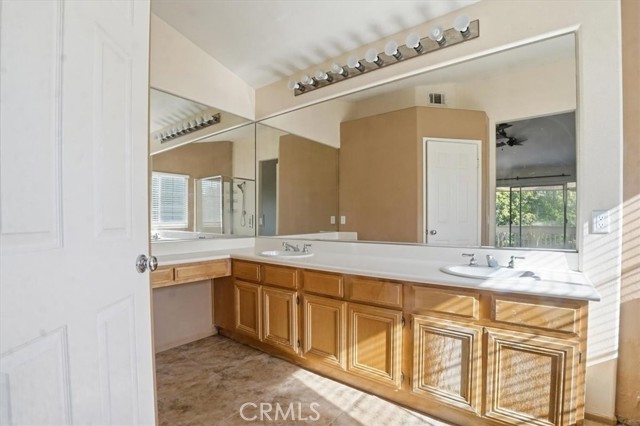 Detail Gallery Image 23 of 53 For 748 Navarro, Corona,  CA 92879 - 4 Beds | 3/1 Baths