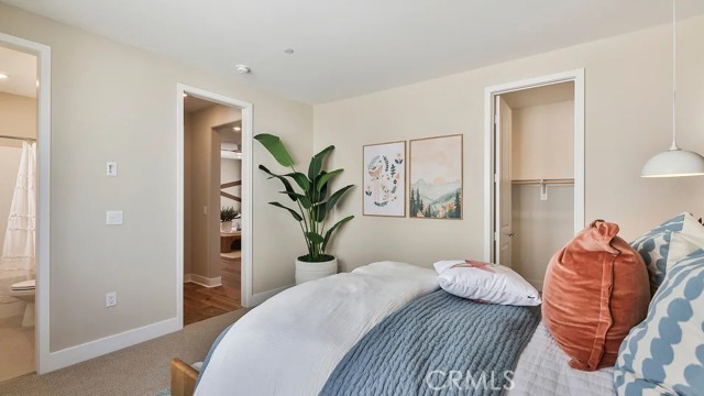 Detail Gallery Image 22 of 41 For 24408 Camino Oceano, Valencia,  CA 91354 - 4 Beds | 4 Baths