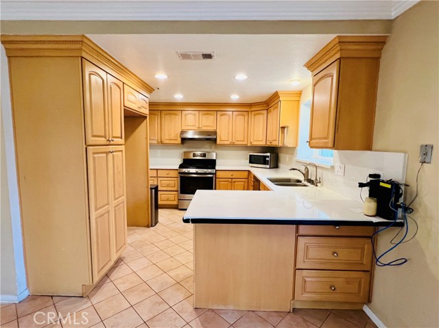 4356 Richwood Avenue, El Monte CA: https://media.crmls.org/medias/c22b1da1-cdbc-4e10-aec2-38a3e7dbb046.jpg