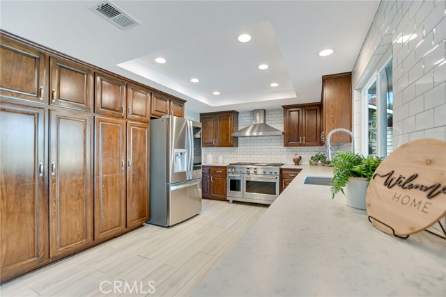 7022 Wheeler Avenue, La Verne CA: https://media.crmls.org/medias/c22b8d50-ddc5-4c72-910b-740c3dd73fed.jpg