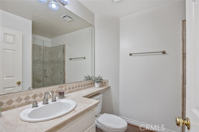 27448 Whitefield Place, Valencia CA: https://media.crmls.org/medias/c22b94d7-e777-4914-a81a-301f4e7bc294.jpg
