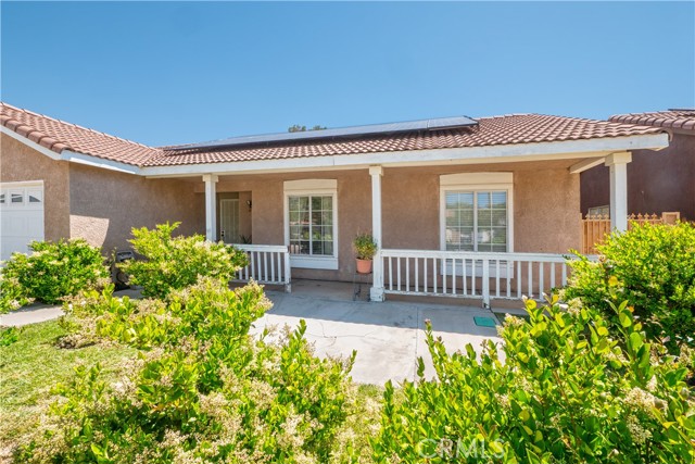Detail Gallery Image 2 of 46 For 15055 Kingsford Ave, Adelanto,  CA 92301 - 3 Beds | 2 Baths
