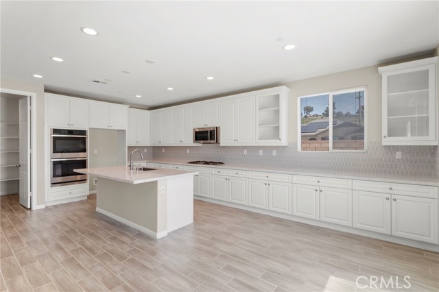 Detail Gallery Image 11 of 48 For 32552 Preakness Circ., Wildomar,  CA 92595 - 3 Beds | 2 Baths