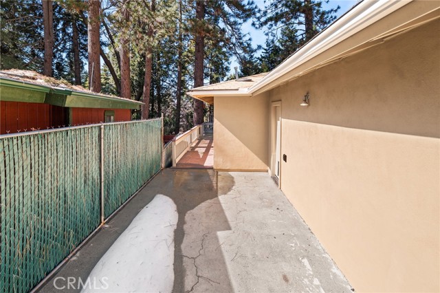 Image 38 of 46 For 31686 Luring Pines Circle