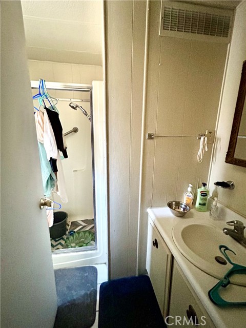 Detail Gallery Image 7 of 10 For 3929 W 5th St #80,  Santa Ana,  CA 92703 - 2 Beds | 2 Baths