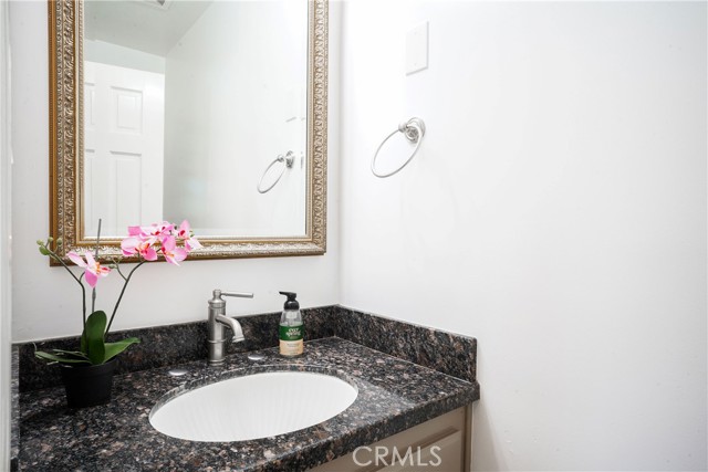 Detail Gallery Image 8 of 16 For 648 S Meridian, Alhambra,  CA 91803 - 3 Beds | 3 Baths