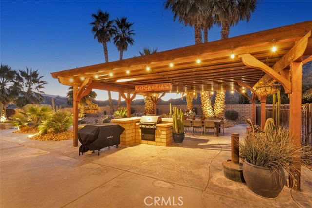 Detail Gallery Image 58 of 75 For 31024 Rabbit Springs Rd, Lucerne Valley,  CA 92356 - 4 Beds | 5 Baths